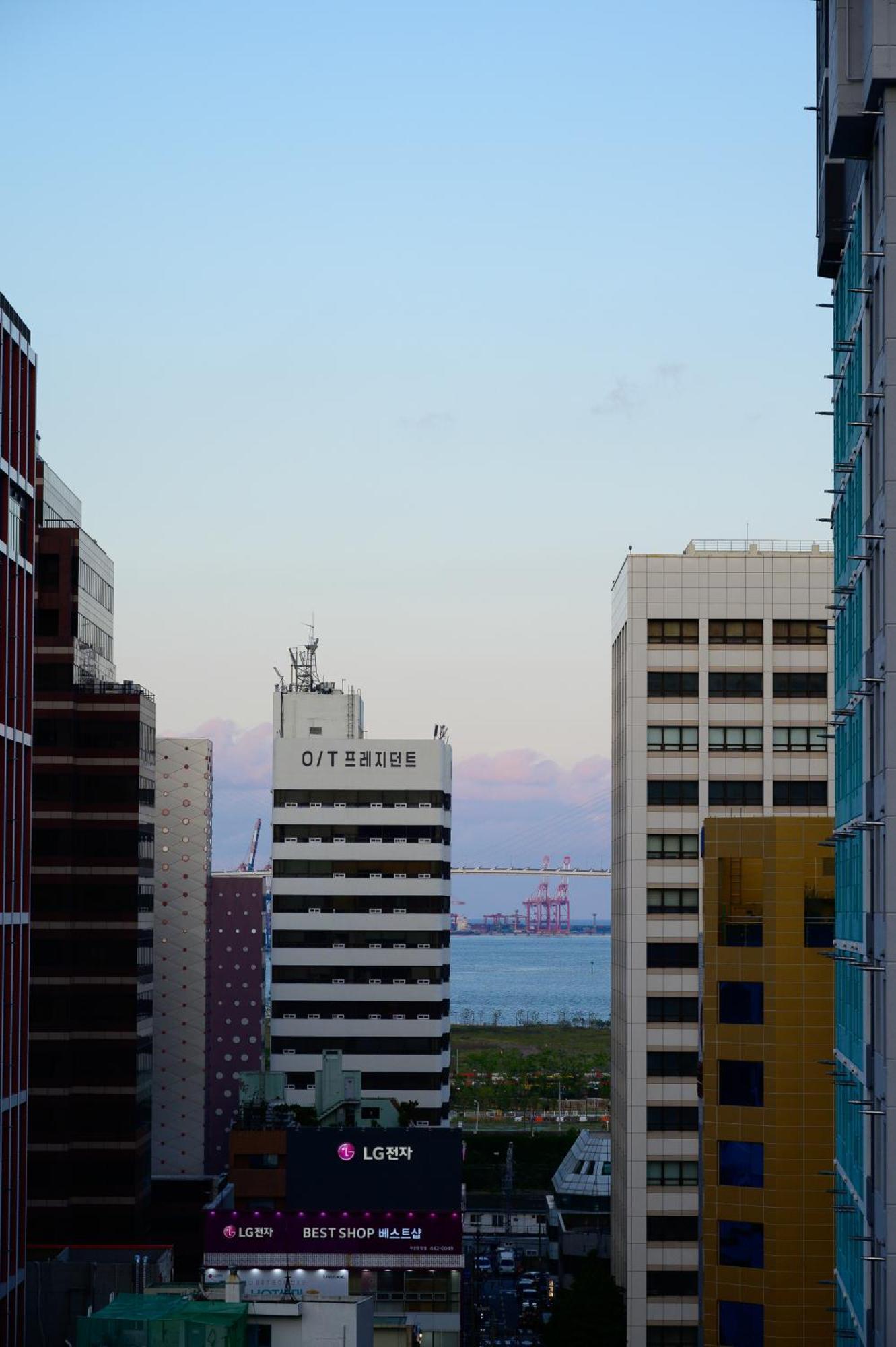 Catnap Guesthouse Busan Bagian luar foto