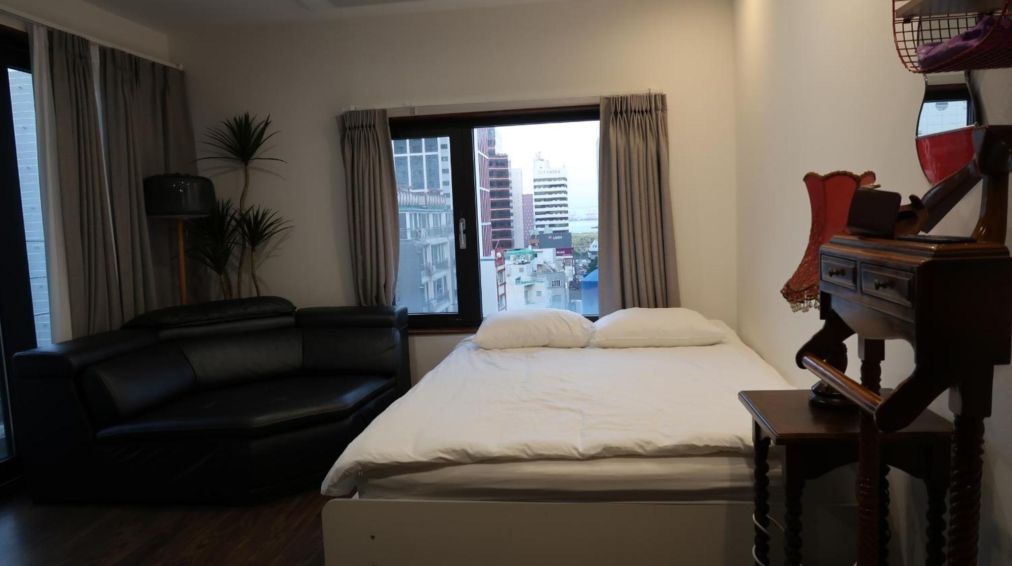 Catnap Guesthouse Busan Bagian luar foto